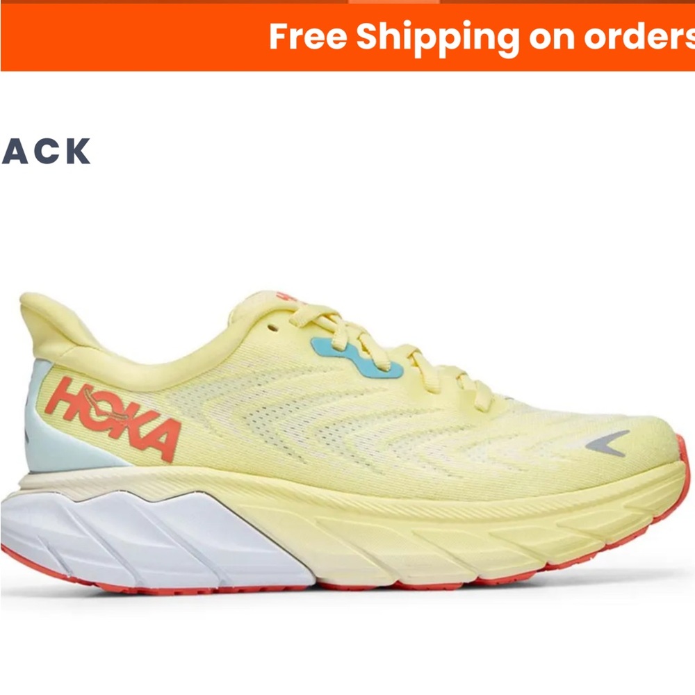 Hoka Arahi 6 one one yellow pear/sweet corn low top running sneakers size 8